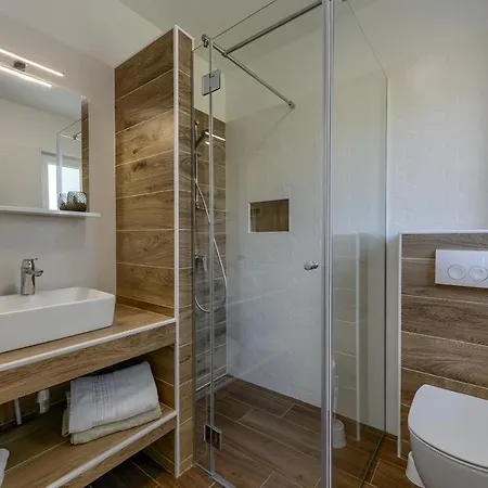 Premium Apartment *