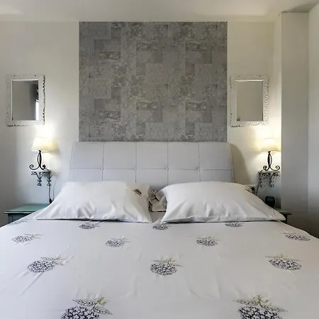 Apartment Premium
