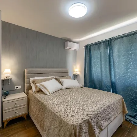 Apartment Premium